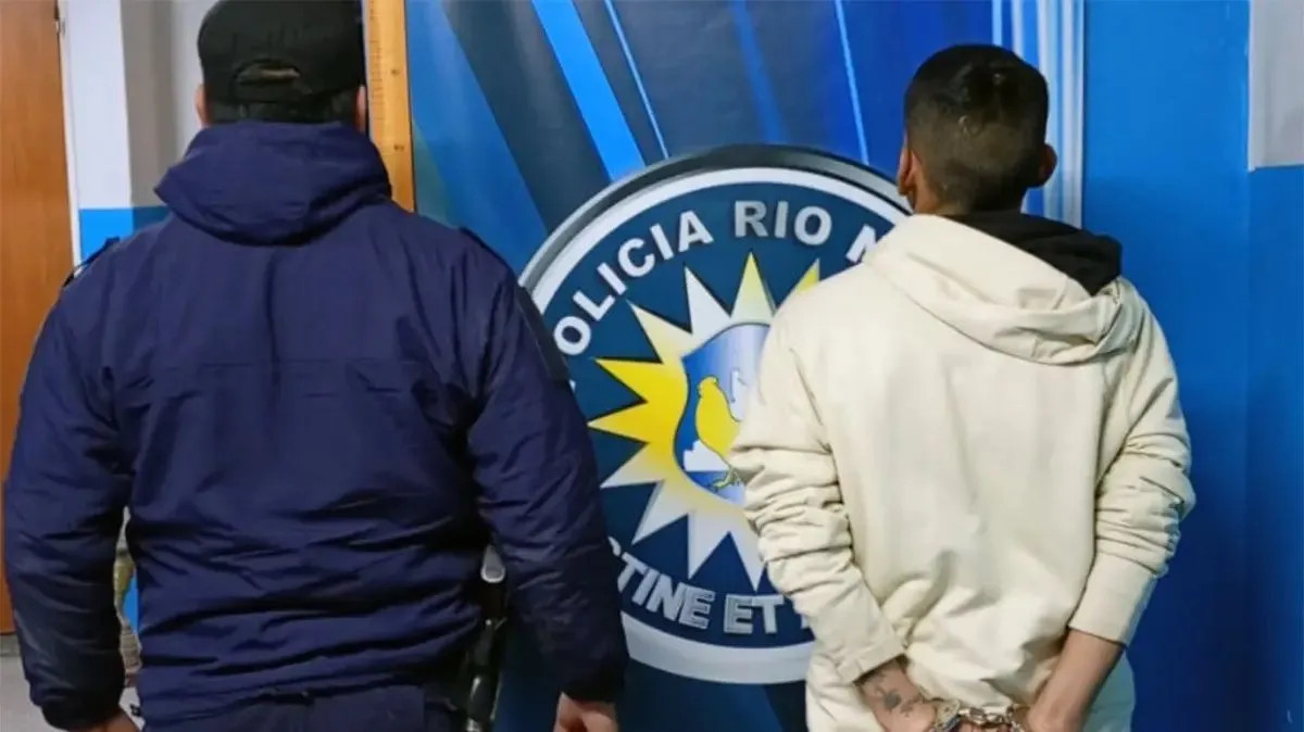 Detuvieron en Viedma a un hombre que violó la prohibición de salir de noche