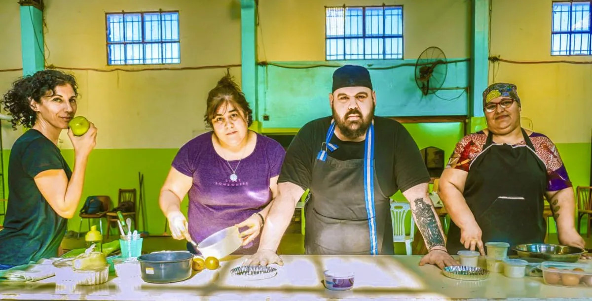 El músico y chef viedmense que volvió a la Comarca para tocar con su padre