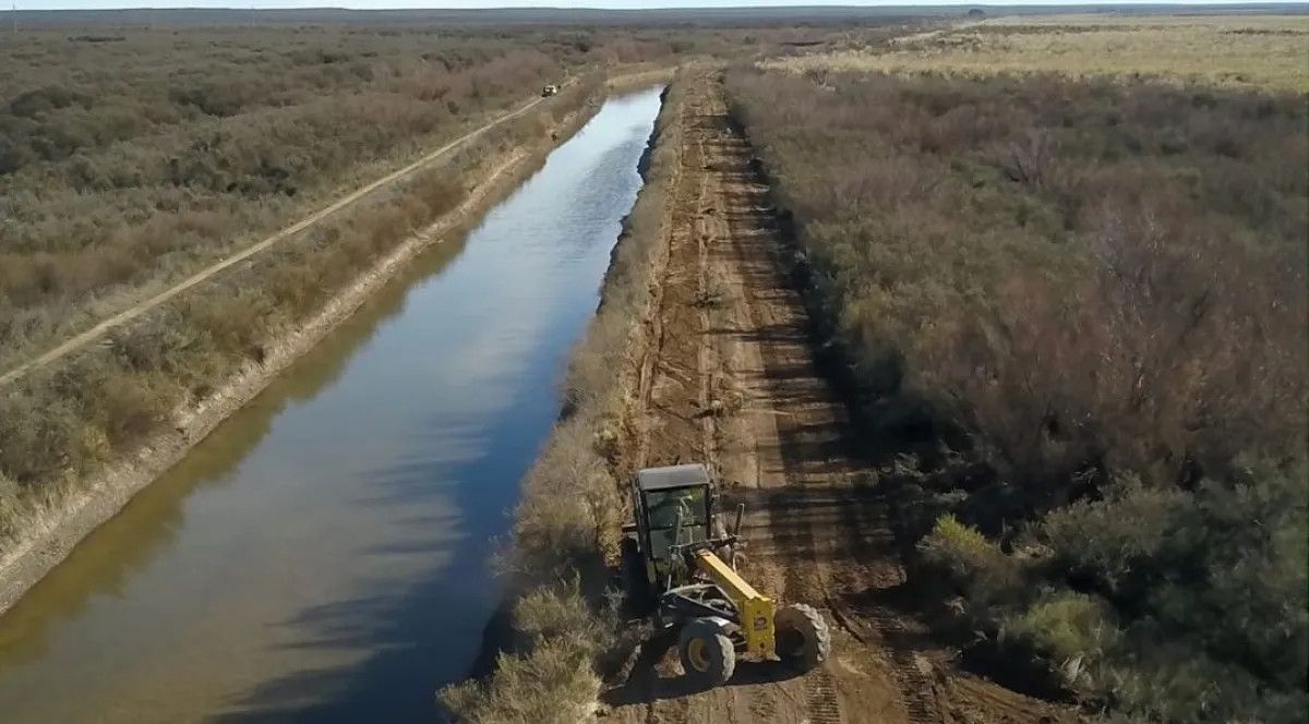 Electrificación rural para 85 km entre Guardia Mitre y Conesa promete potenciar el riego