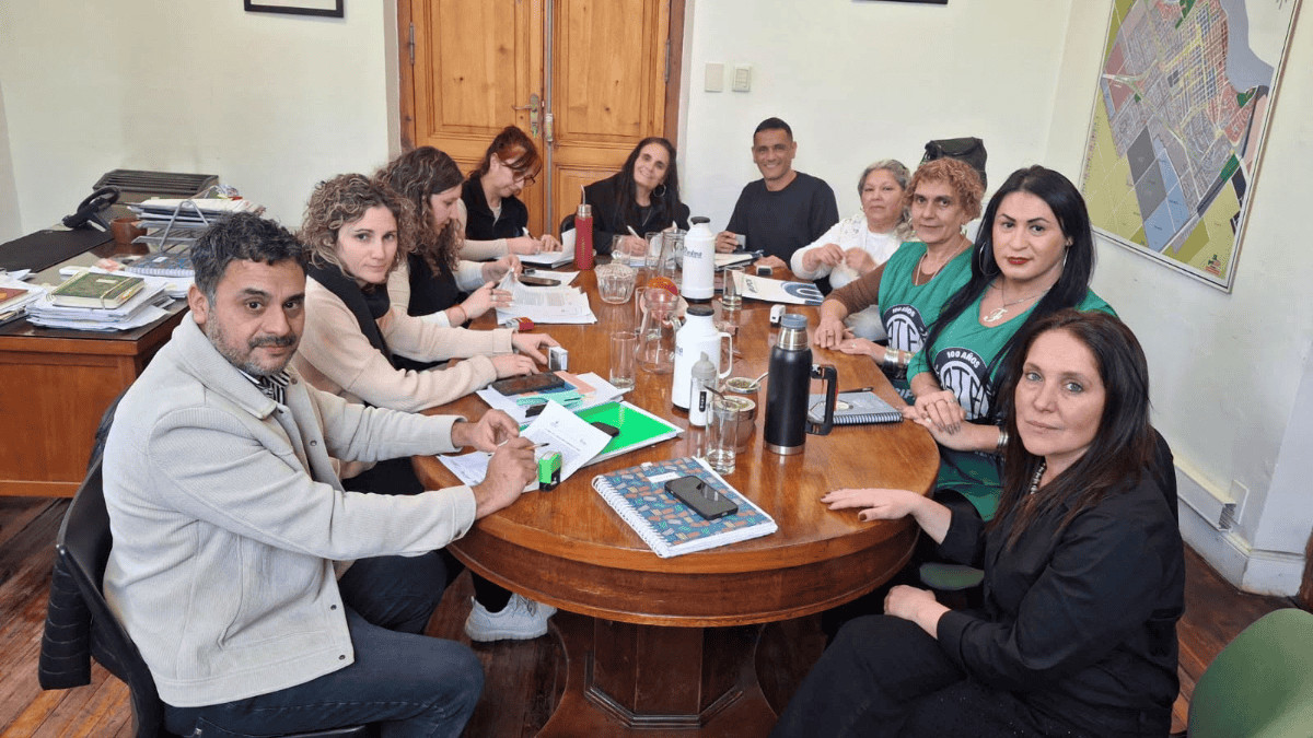 ATE, Soyem y UPCN acordaron actualizar salarios municipales por inflación en Viedma