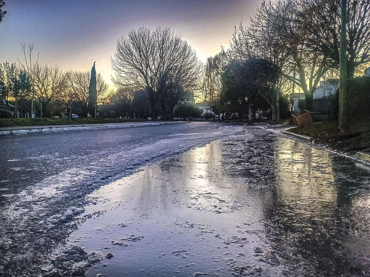 Frío, viento fuerte y lluvias en camino para Viedma