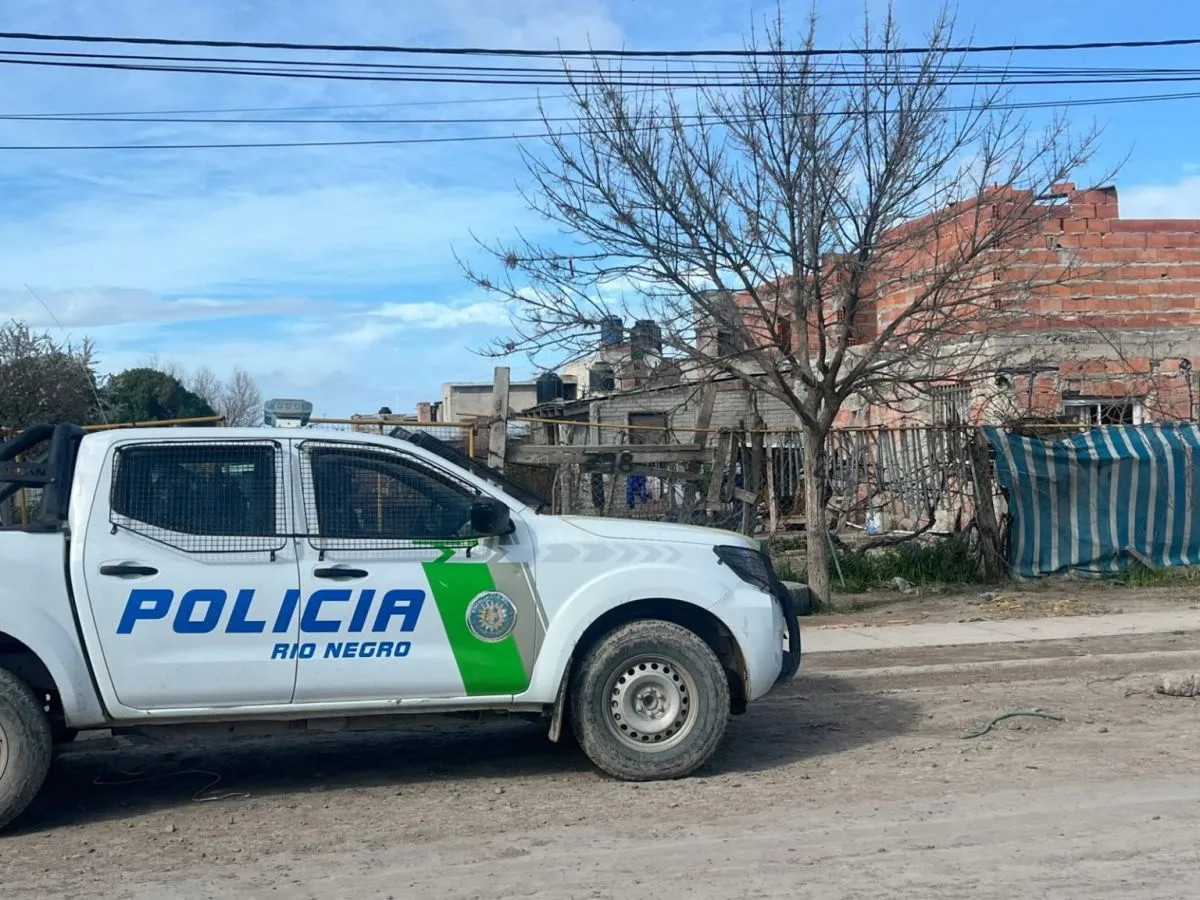 Ataque a la Comisaría 38° de Viedma: allanaron cuatro domicilios y secuestraron vainas servidas