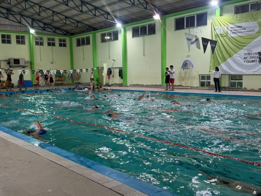 Viedma capacita a 63 aspirantes a guardavidas para la temporada de verano