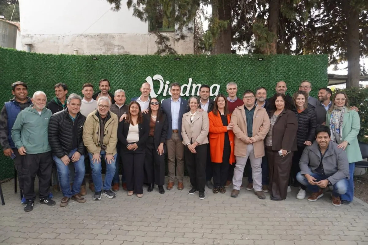 Viedma: Castro juró a nuevos funcionarios y renovó parte del gabinete municipal
