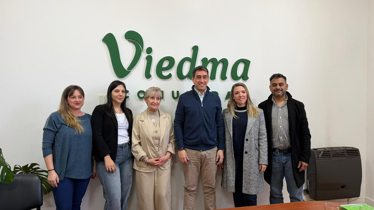 Viedma y APASA firmaron un convenio para prevenir consumos problemáticos