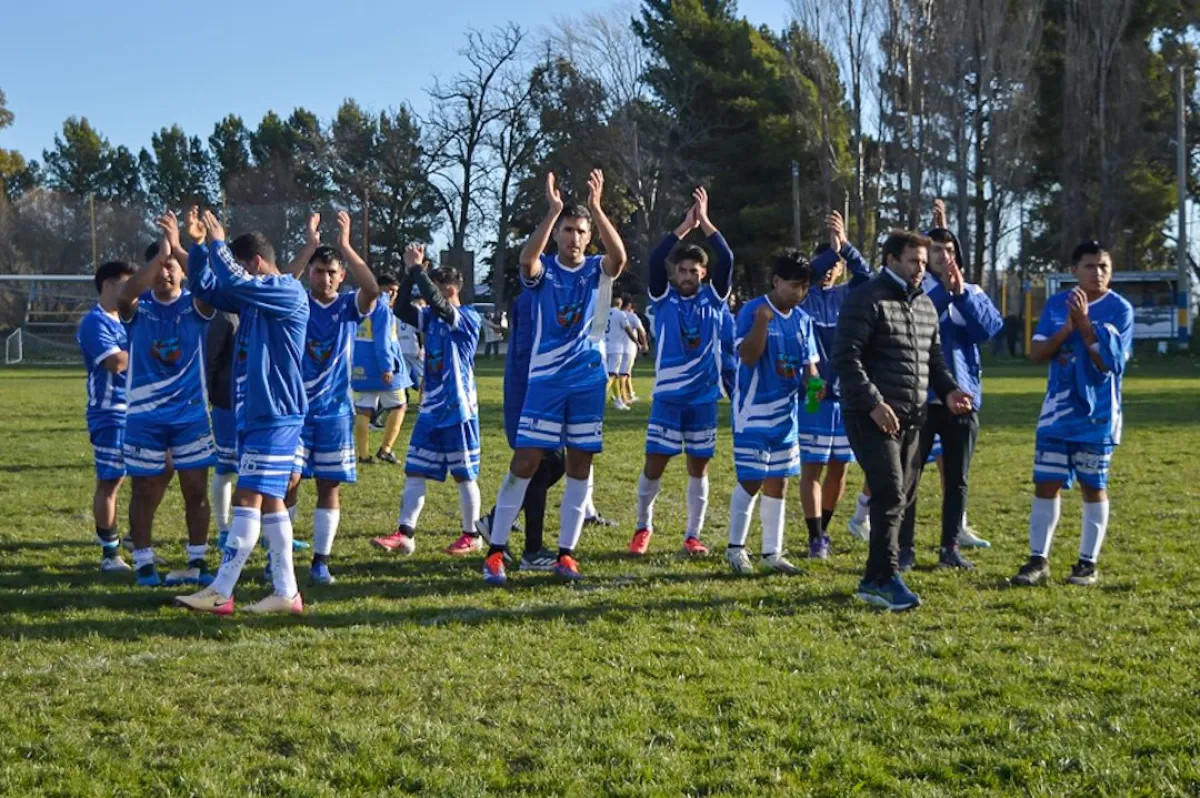 San Javier volvió a la Liga Rionegrina y debutó con triunfo ante la Peña