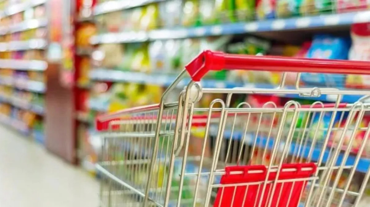 Importados ganan terreno en las góndolas y complican a las pymes alimenticias