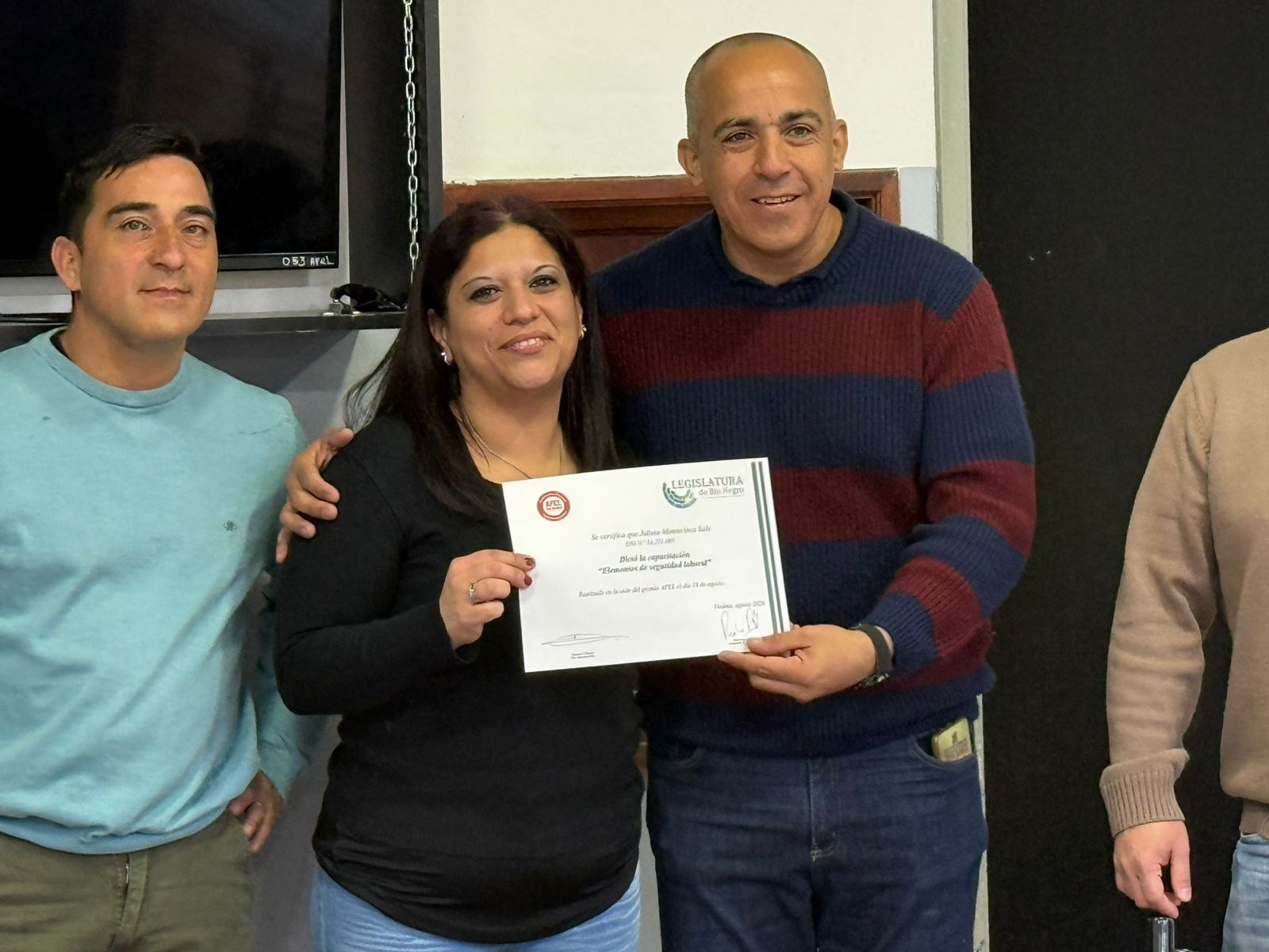 APEL entregó certificados por una capacitación en seguridad e higiene laboral